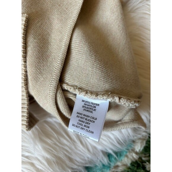 All Row sweater - Picture 11 of 11